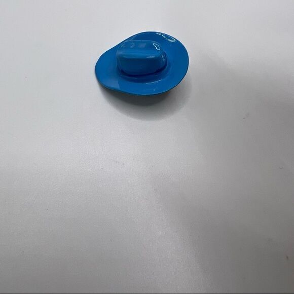 Vintage 3D Cowboy Hat Ceramic Pin - Picture 7 of 7